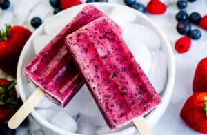 Mixed Berry Smoothie Popsicles